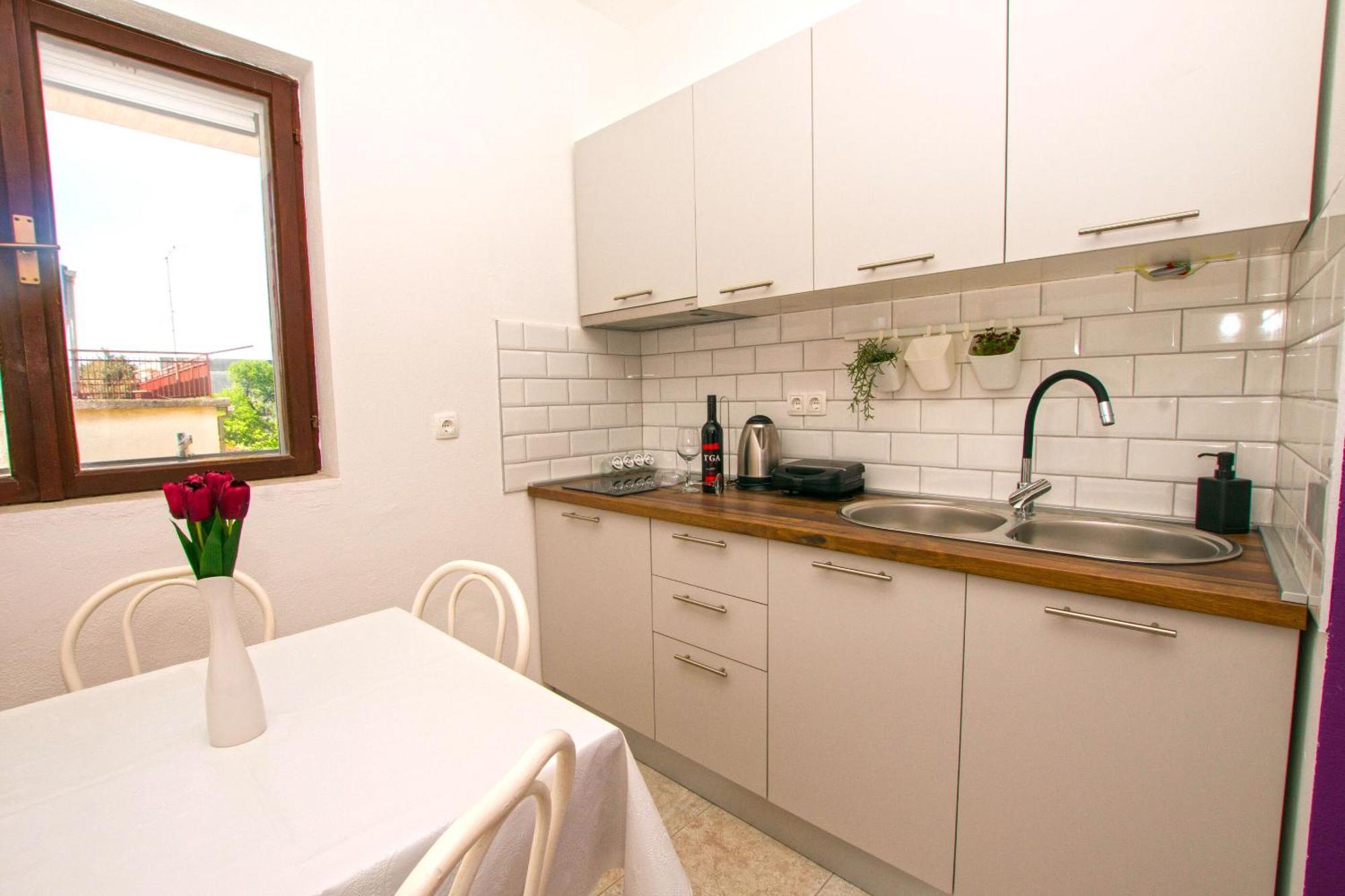 Apartments Dijana Pakoštane Extérieur photo